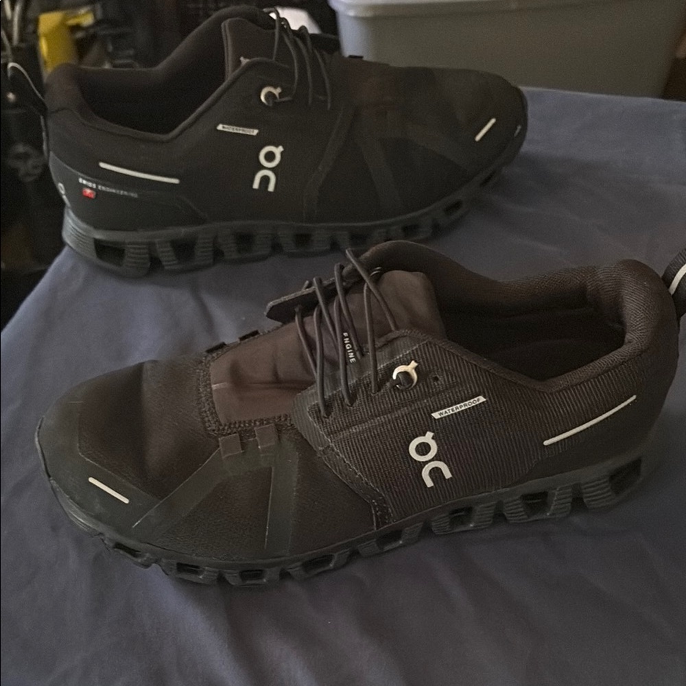 On Running Black Athletic Shoes